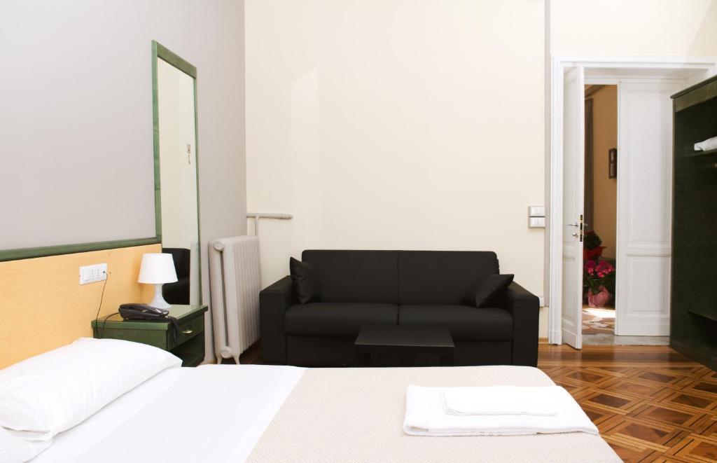 Hotel Suisse Genua Zimmer foto